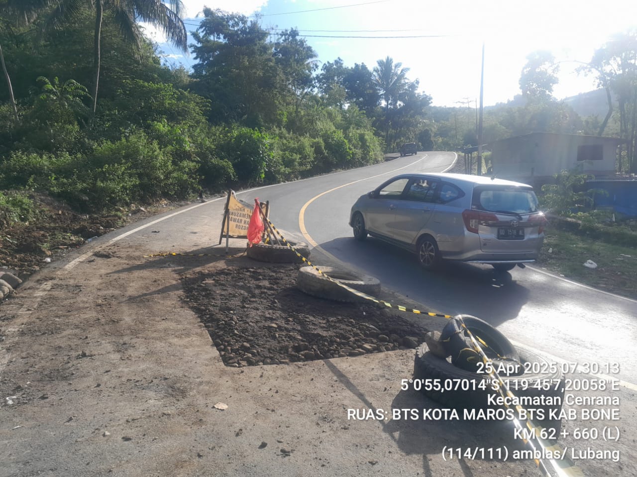 Gerak Cepat Tangani Sinkhole di Poros Camba-Bone, Kasatker PJN 3 Malik : Sudah Aman