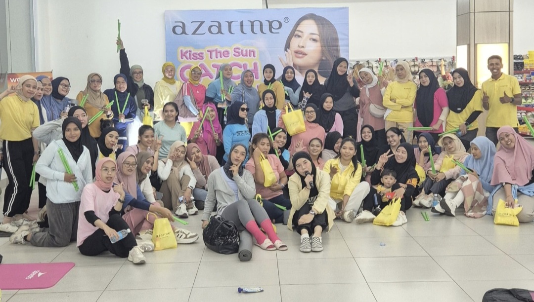 Azarine dan CitraCosmetic Sukses Gelar Poundfit Gratis