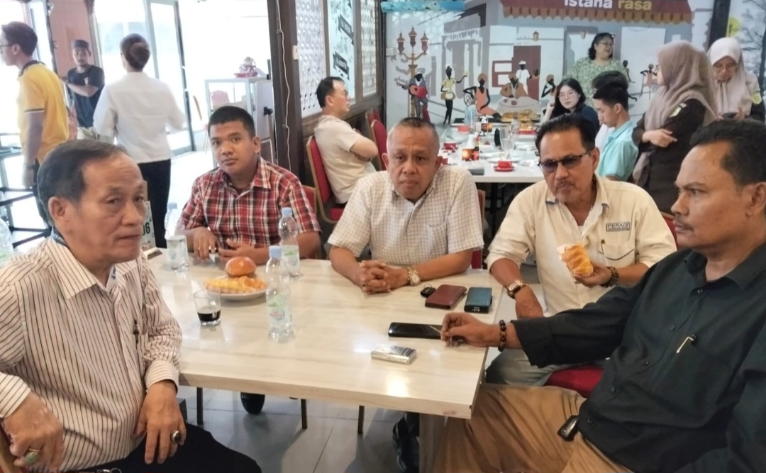 Dr Sulthani - Meja Panas Siapkan Talkshow:    Penguatan Peran Advokat