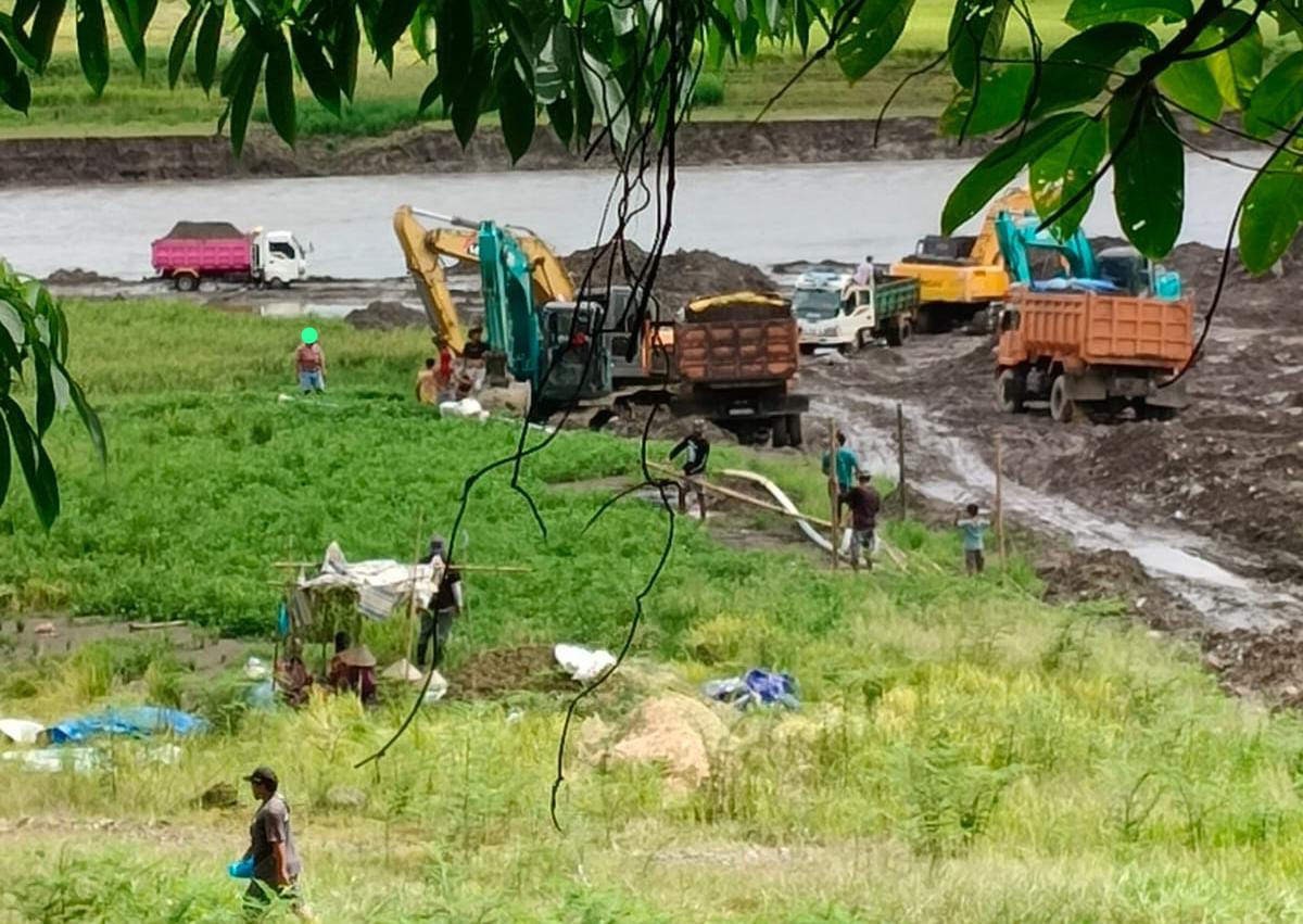 Warga Keluhkan Tambang Ilegal di Waduk Bili-bili, Balai Pompengan Sarankan Lapor ke Bupati 