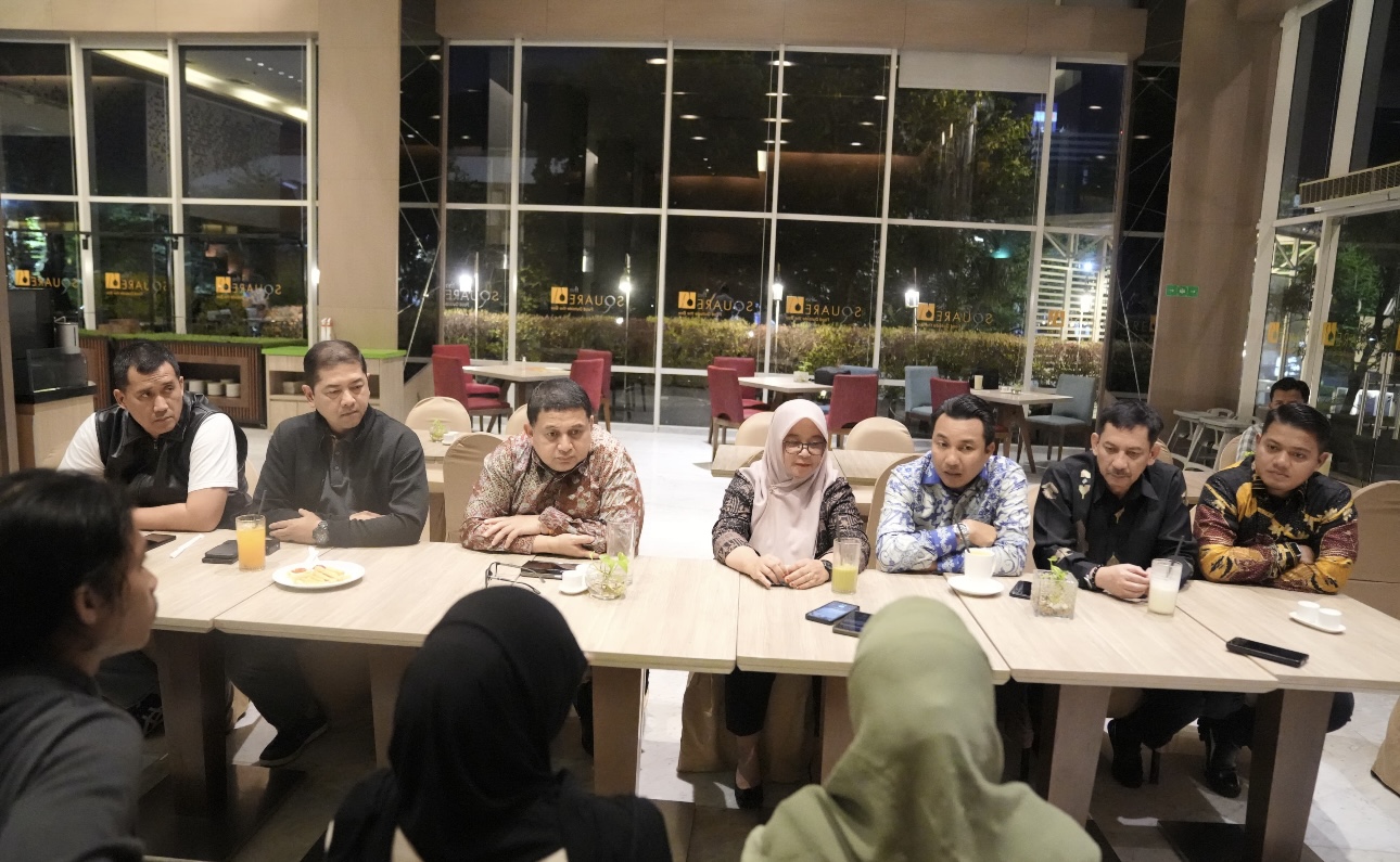 Wali Kota Munafri Fasilitasi Pertemuan Kepala Daerah dan Aparat Keamanan untuk Redam Ketegangan Mahasiswa