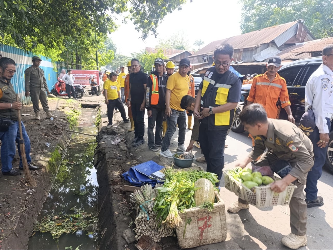 PK5 di Jalan Laimena Ditertibkan Setelah Batas Waktu Berakhir