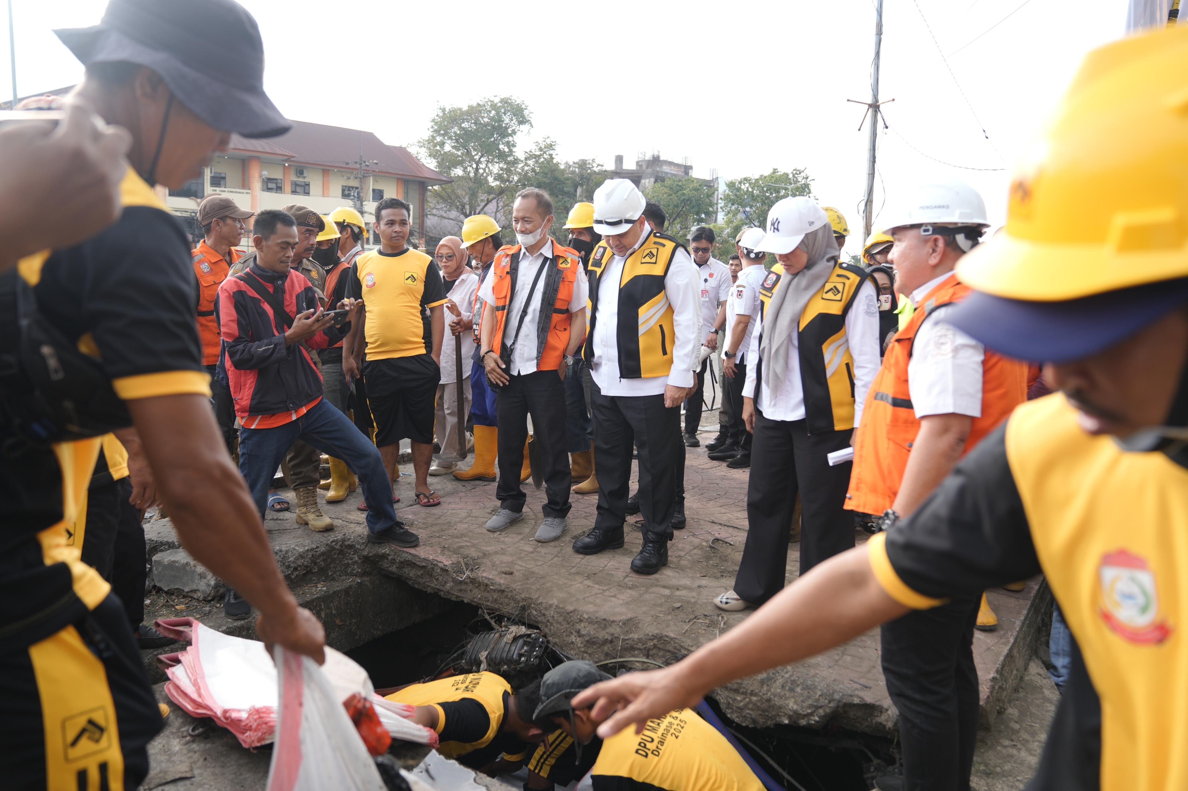 Wali Kota Munafri Pimpin Ratusan Pasukan Drainase, Kolaborasi Cegah Banjir di Makassar