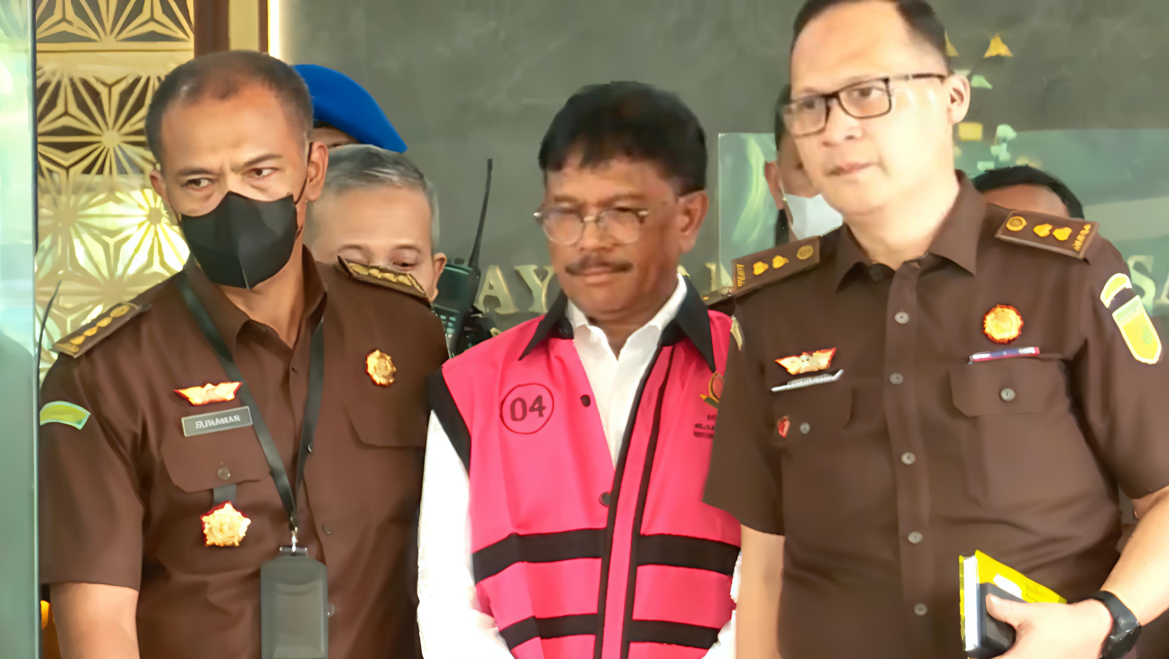 Kasus BTS Kominfo: PK Ditolak MA, Johnny Plate Tetap Dibui 15 Tahun
