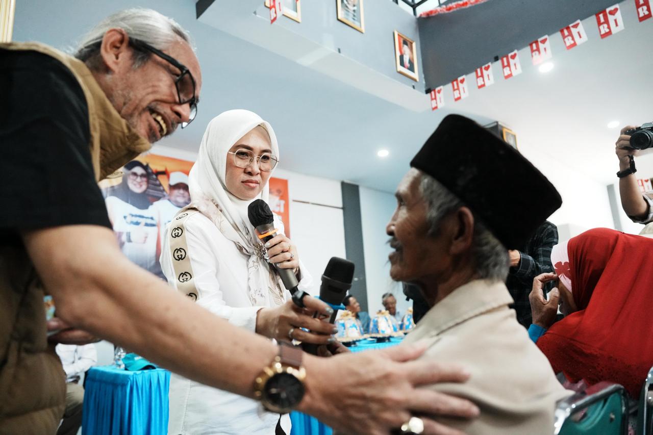 Bupati Husniah Imbau Warga Miskin Manfaatkan Bantuan Sesuai Kebutuhan Keluarga