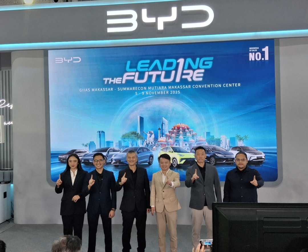BYD Motor Indonesia Tampilkan Capaian Mobil Listrik di GIIAS Makassar  2025