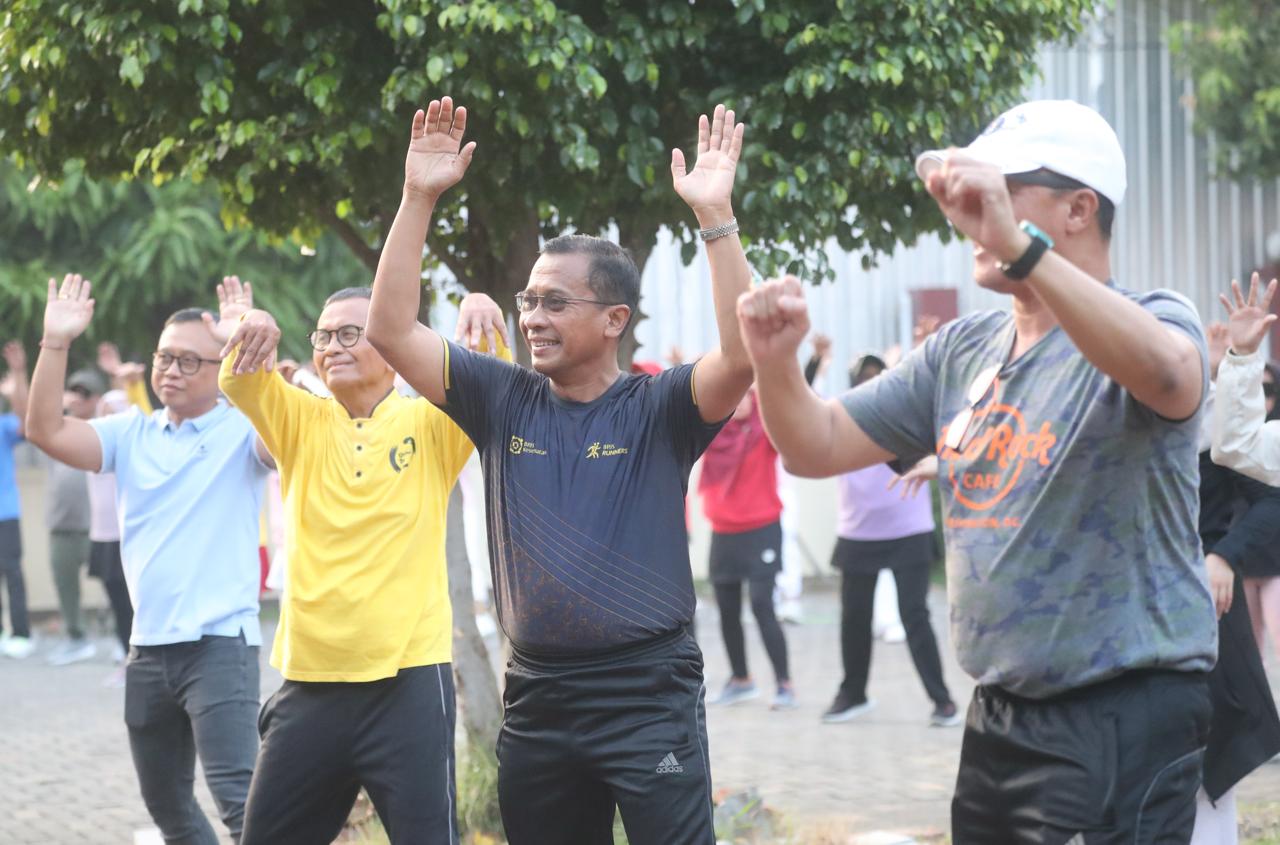 Dirut BPJS Kesehatan setelah Ikut Senam Dahlan Iskan: Bisa Turunkan Risiko Serangan Jantung dan Diabetes