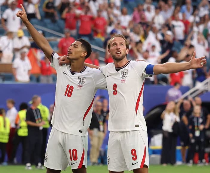 Pesona Inggris Taklukkan The Vikings 2-1, Bellingham Pembeda