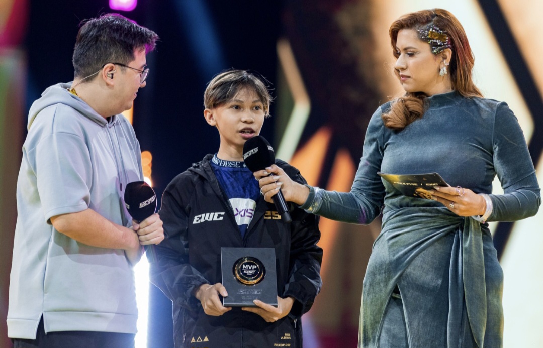 Rasyah Rasyid Antar EVOS Divine Jadi Juara Dunia di Esports World Cup 2025: Free Fire