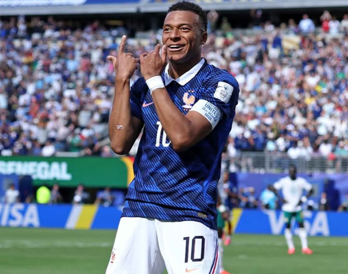 Prancis Hajar Senegal 3-1, Mbappe Brace