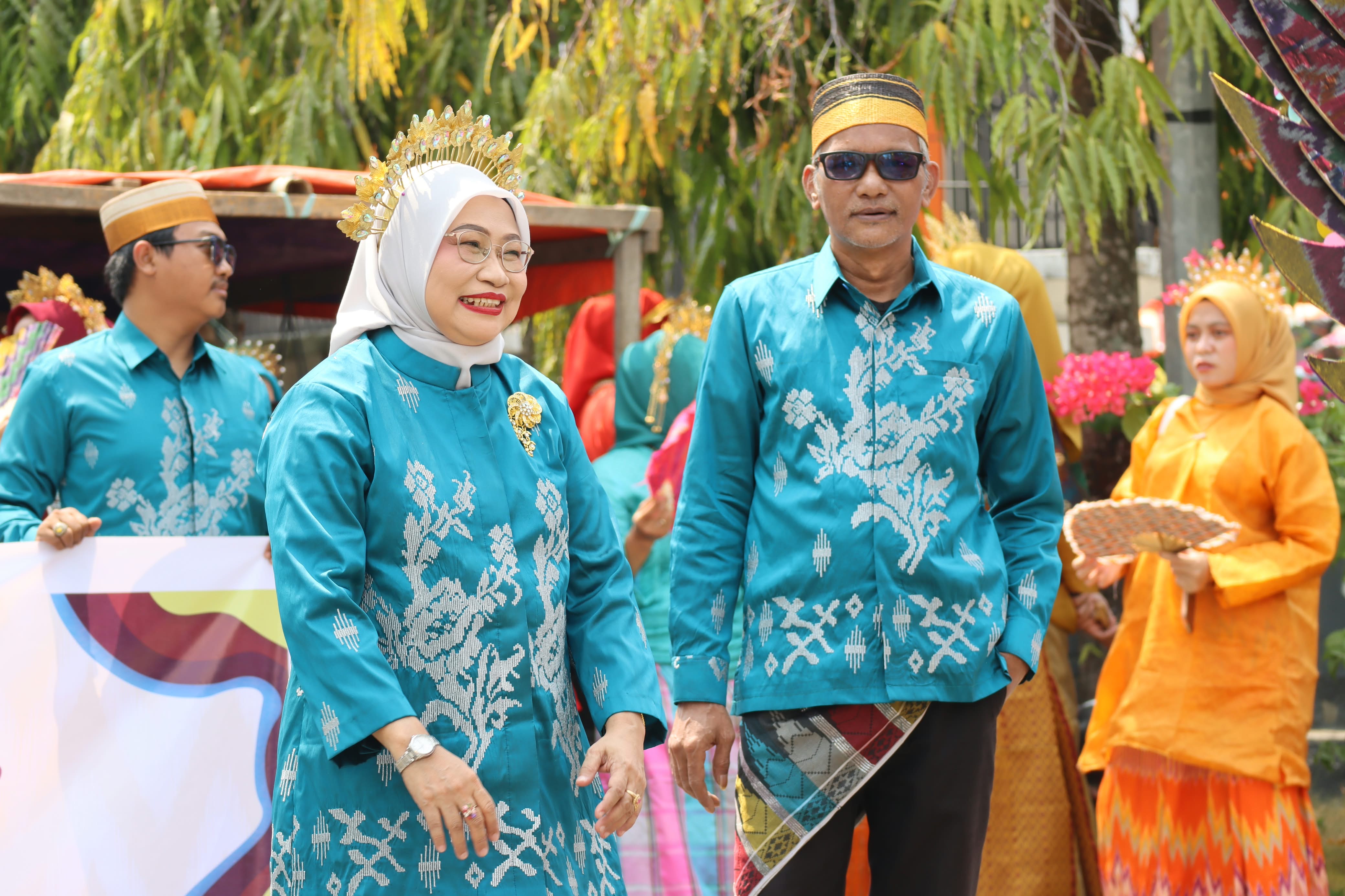 Diskominfotik Wajo Tampilkan Identitas Sutera dalam Sengkang Silk Karnaval