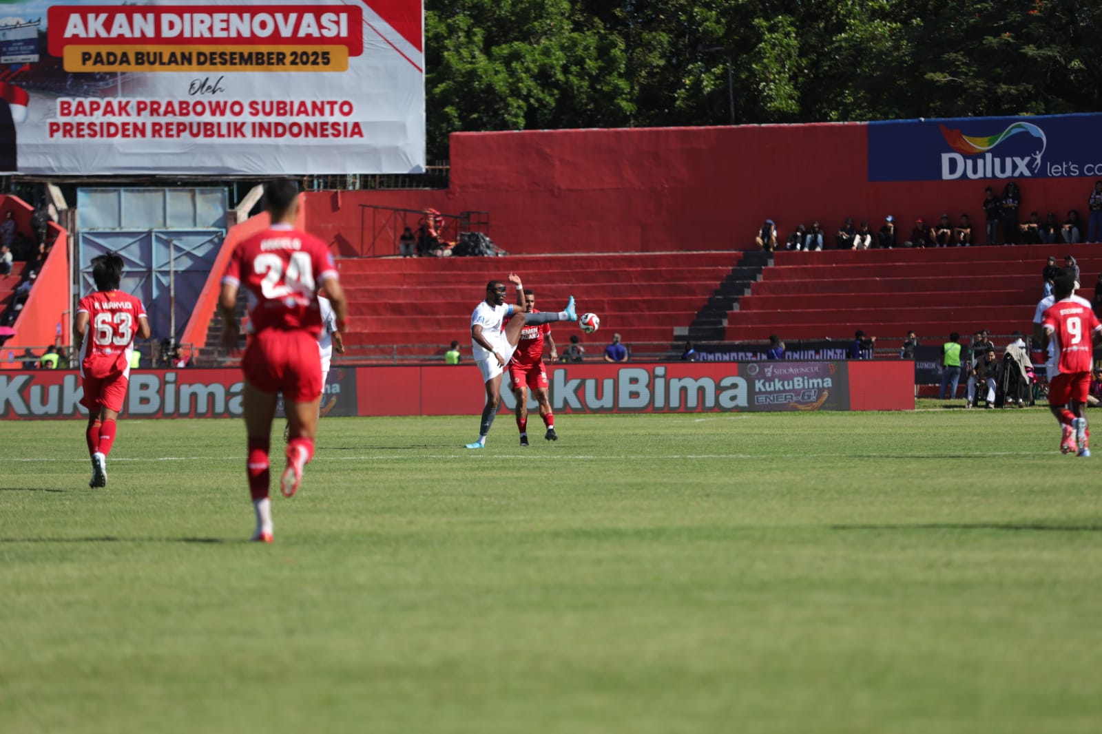1-1 di Kandang Kabau Sirah, Juku Eja Hattrick Draw