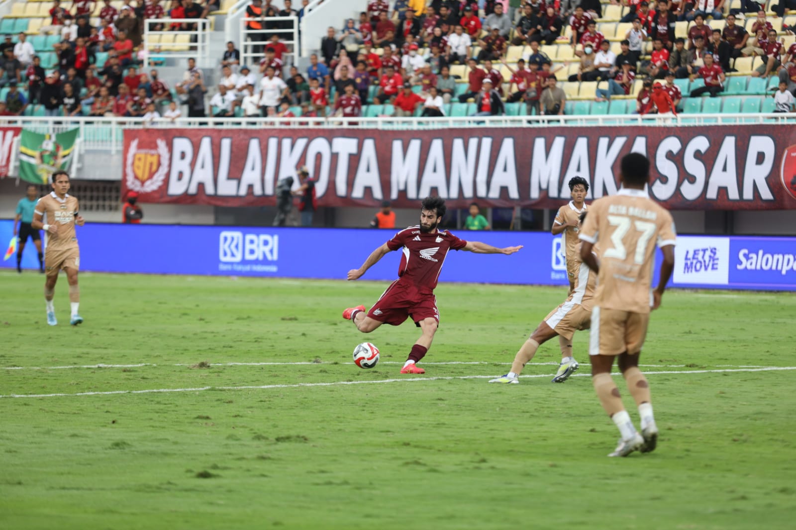 Revans, Giliran Dewa Permalukan Pasukan Ramang 0-2 di Parepare