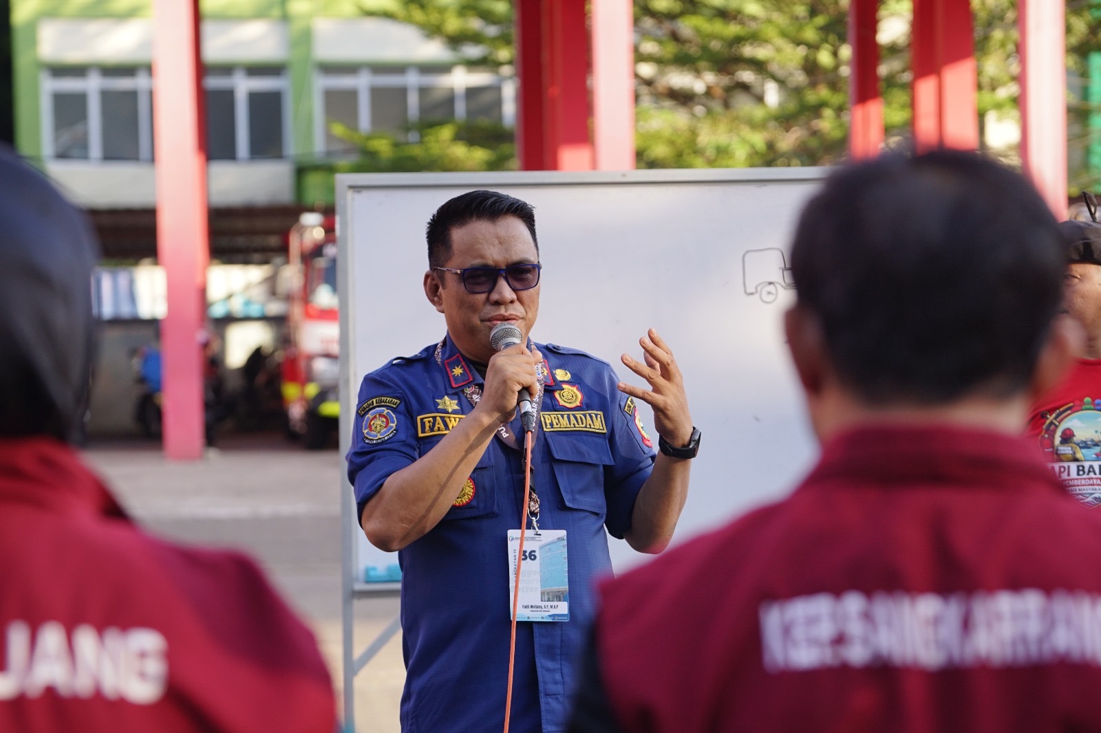 Lewat API BAHARI, Damkarmat Makassar Bangun Kesiapsiagaan Masyarakat Pesisir