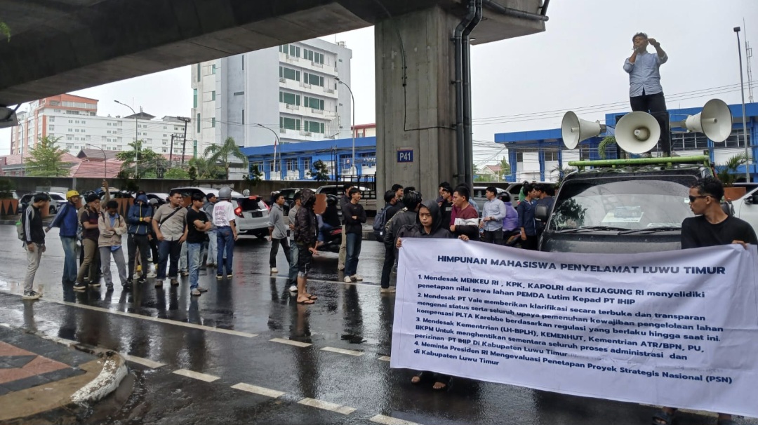 Mahasiswa Geruduk Kejati dan DPRD Sulsel, Tuntut Audit Kerja Sama Pemkab Lutim–IHIP