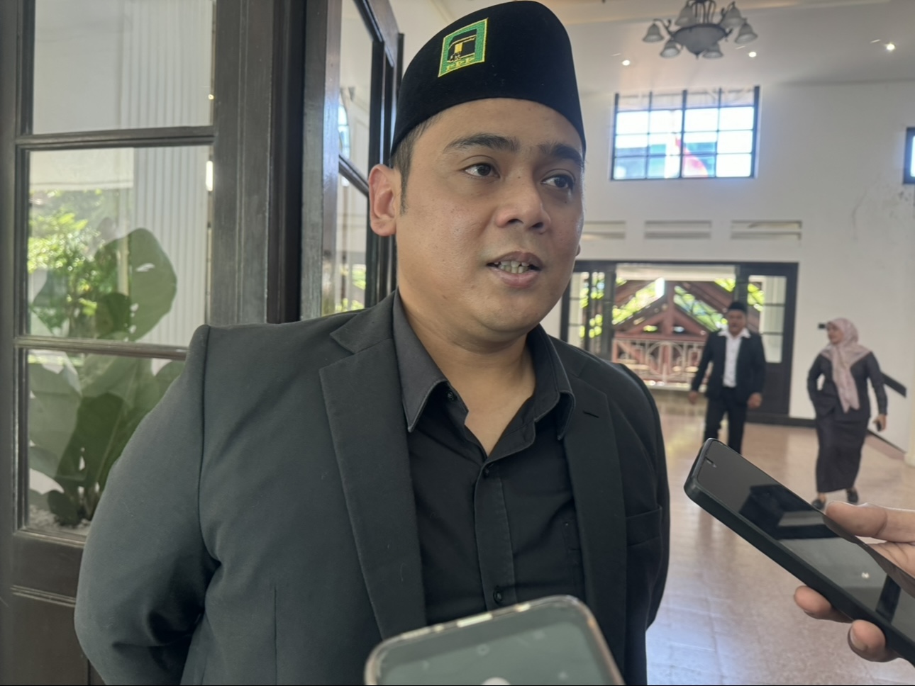 Legislator PPP Pertanyakan Pergantian Pipa PDAM Makassar: “Diganti Terus, Air Tetap Tidak Ada