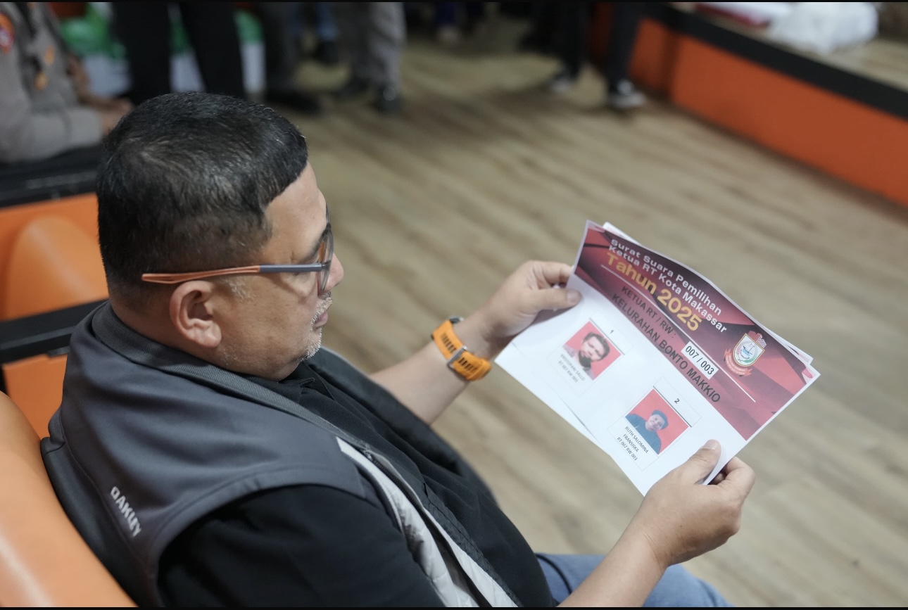 Hingga Tengah Malam, Appi Tinjau Kesiapan Pemilihan RT/RW