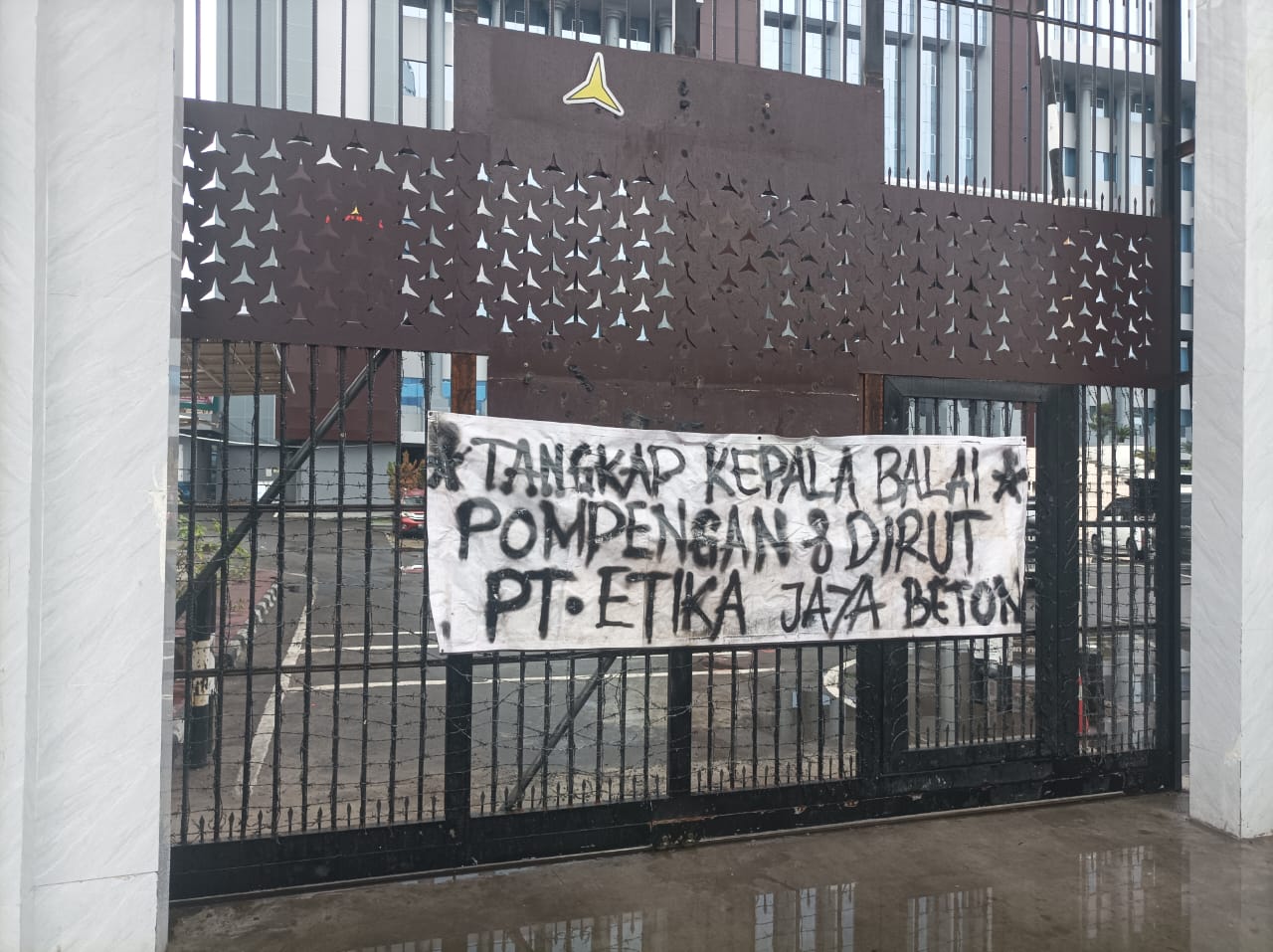 Laporkan Dugaan Korupsi Proyek Irigasi Rp29,8 Miliar ke Kejati, Frontal Desak Kepala BBWSPJ Ditangkap