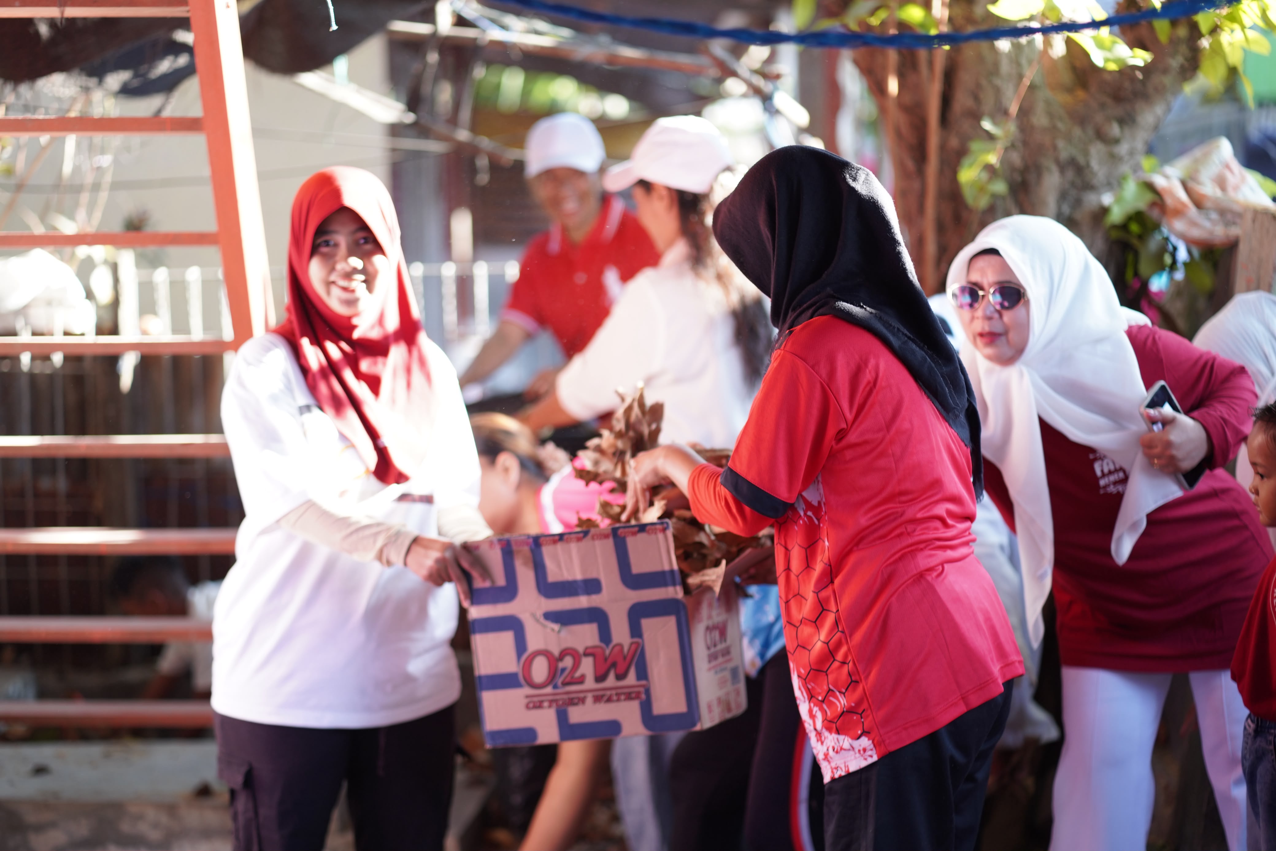 DLH Makassar Kumpulkan 445 Kg Sampah dari Aksi Jelajah Sampah di Barrang Lompo