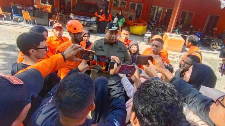Truk Tambang Abaikan Aturan, Bupati Maros Ancam Rekomendasi Pencabutan Izin
