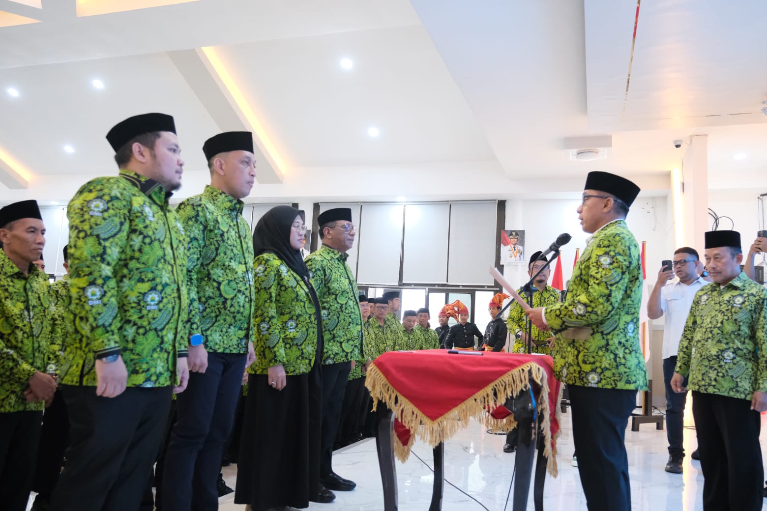 Lantik Pengurus DMI Gowa, Bekas Pangdam Tekankan Pengembangan Fungsi Masjid