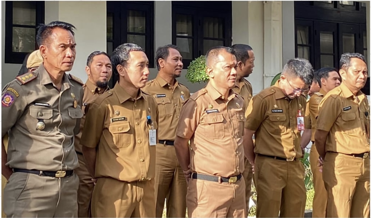 Plh. kepala Dinas Pertanahan Kota Makassar Hadiri Apel Pagi di Balai Kota Makassar