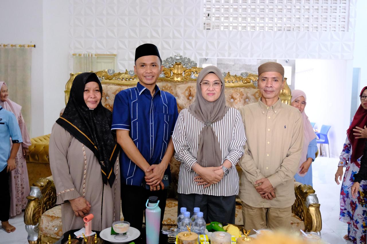 Silaturrahmi Idulfitri, Bupati Talenrang Sowan ke Tokoh Masyarakat Sombaopu
