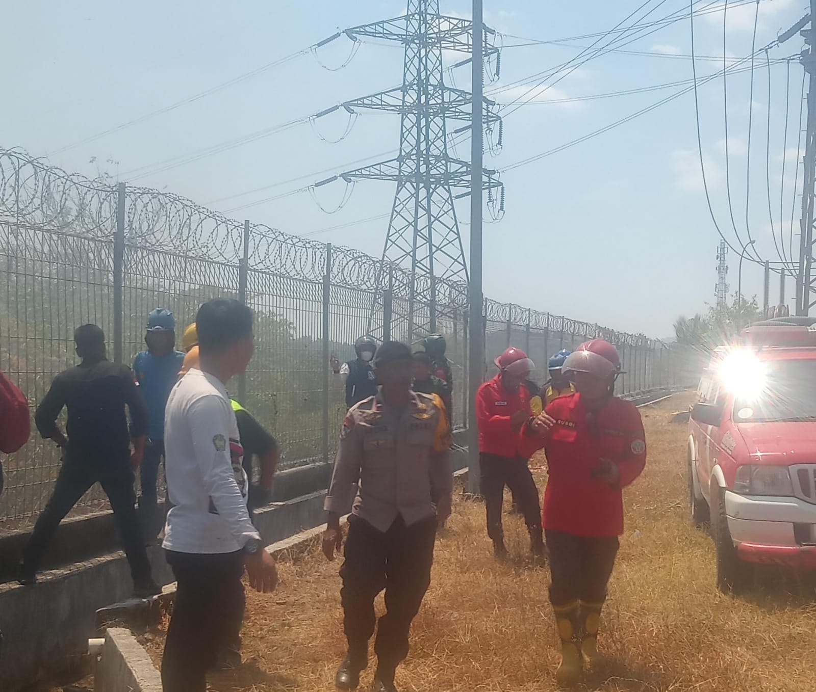 Kebakaran Lahan Ancam Gardu Induk PLN Lanna