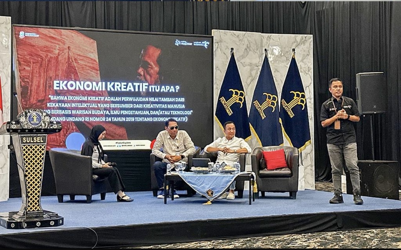 Dispar Makassar Sampaikan Pengembangan Ekosistem Ekraf Pada Sosialisasi Kemenkum Sulsel