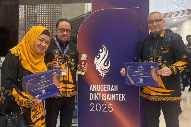 UMI Boyong Dua Penghargaan Nasional di Anugerah Diktisaintek 2025