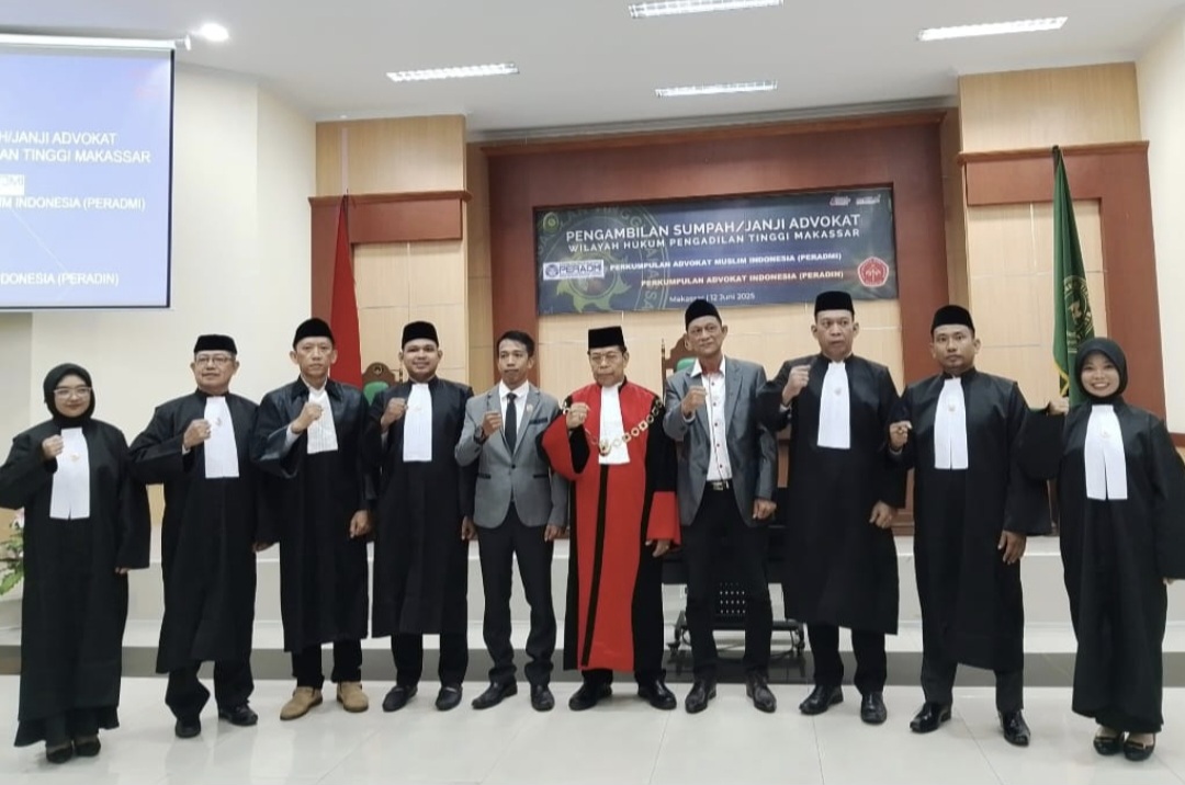 Pengadilan Tinggi Makassar Kukuhkan Anggota PERADIN