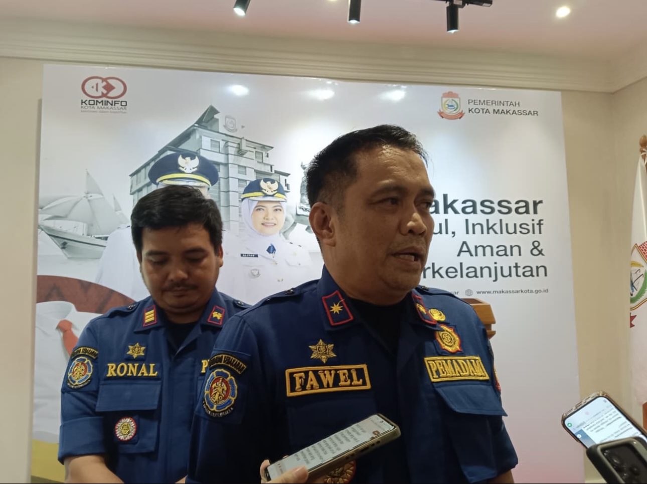 Hadapi Kemarau Panjang, Damkarmat Makassar Siagakan 60 Armada dan Bantu Distribusi Air