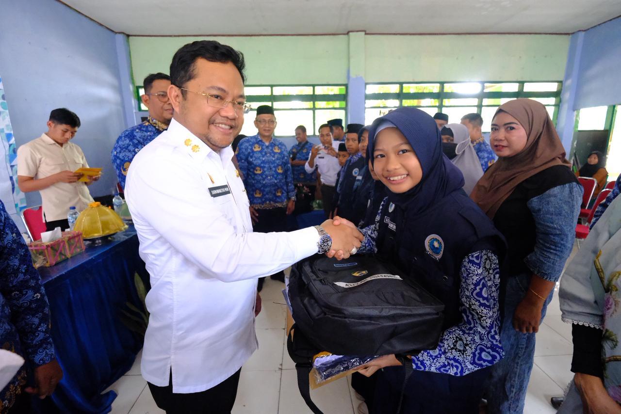 Bantuan Seragam Sekolah Gratis di Gowa Rencana Diperluas
