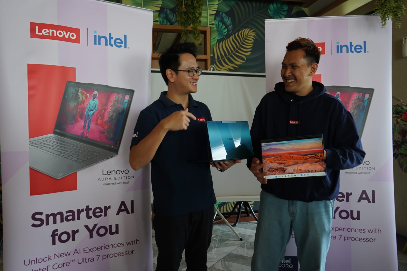 Lenovo Perkenalkan Laptop Copilot+ Aura Edition 2025 di Makassar