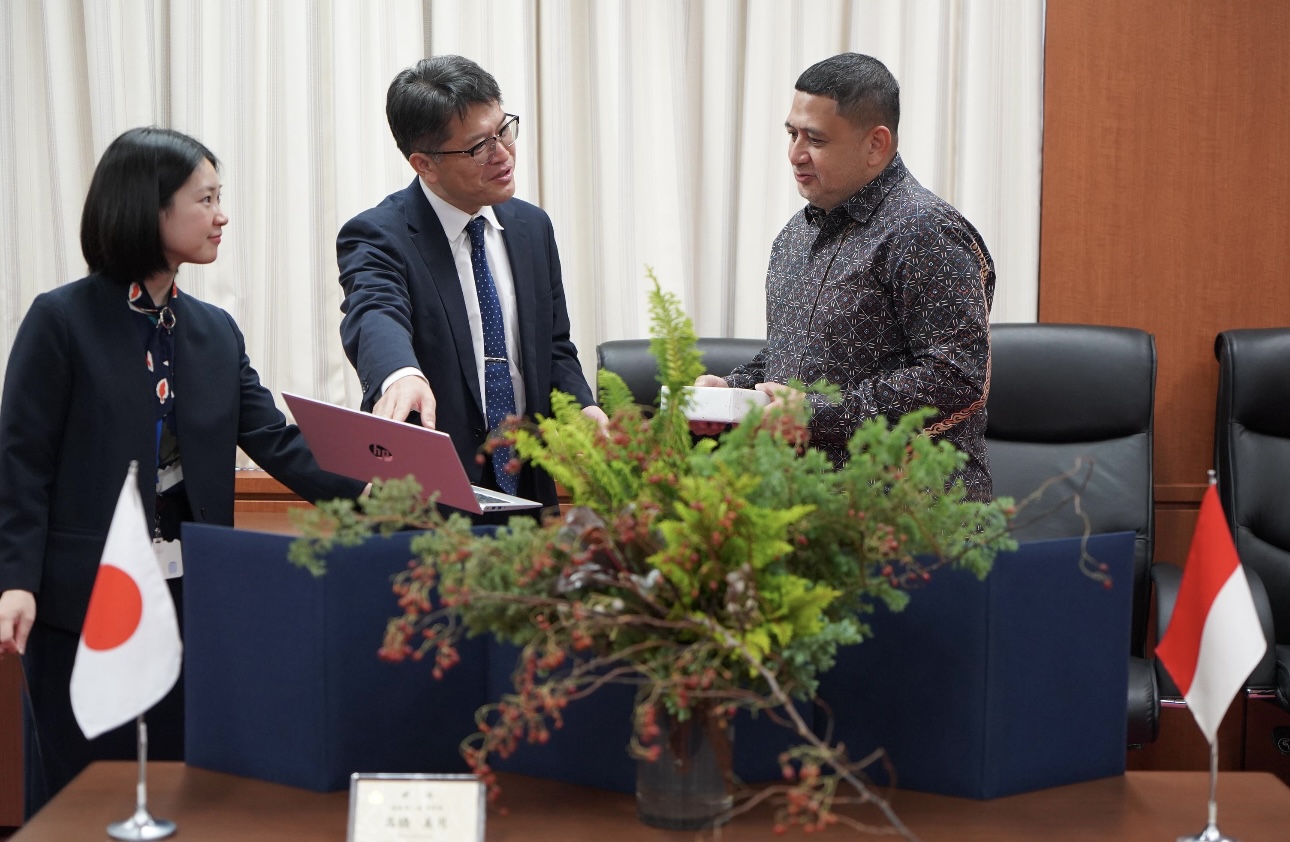 Makassar - Jepang Bahas Transportasi dan Infrastruktur Layanan Warga Antar Pulau di Makassar