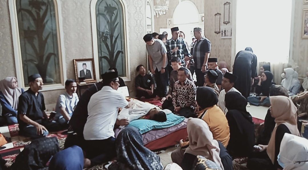 Kenang Almarhum Ruslan Mahmud, Munafri: Sosok Kader Terbaik di Golkar
