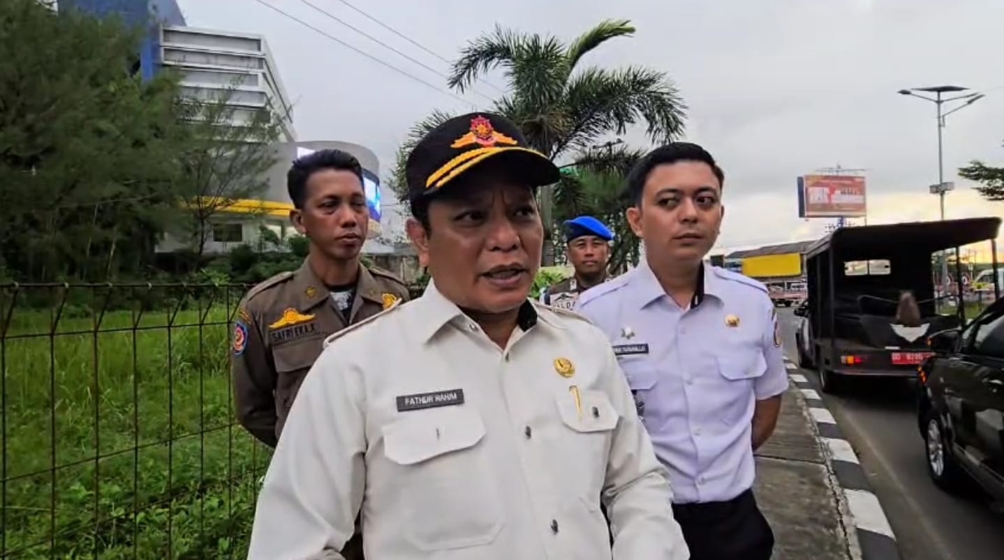 Plt Kasatpol PP Pimpin Razia Anjal hingga Manusia Silver di Sejumlah Titik Kota Makassar