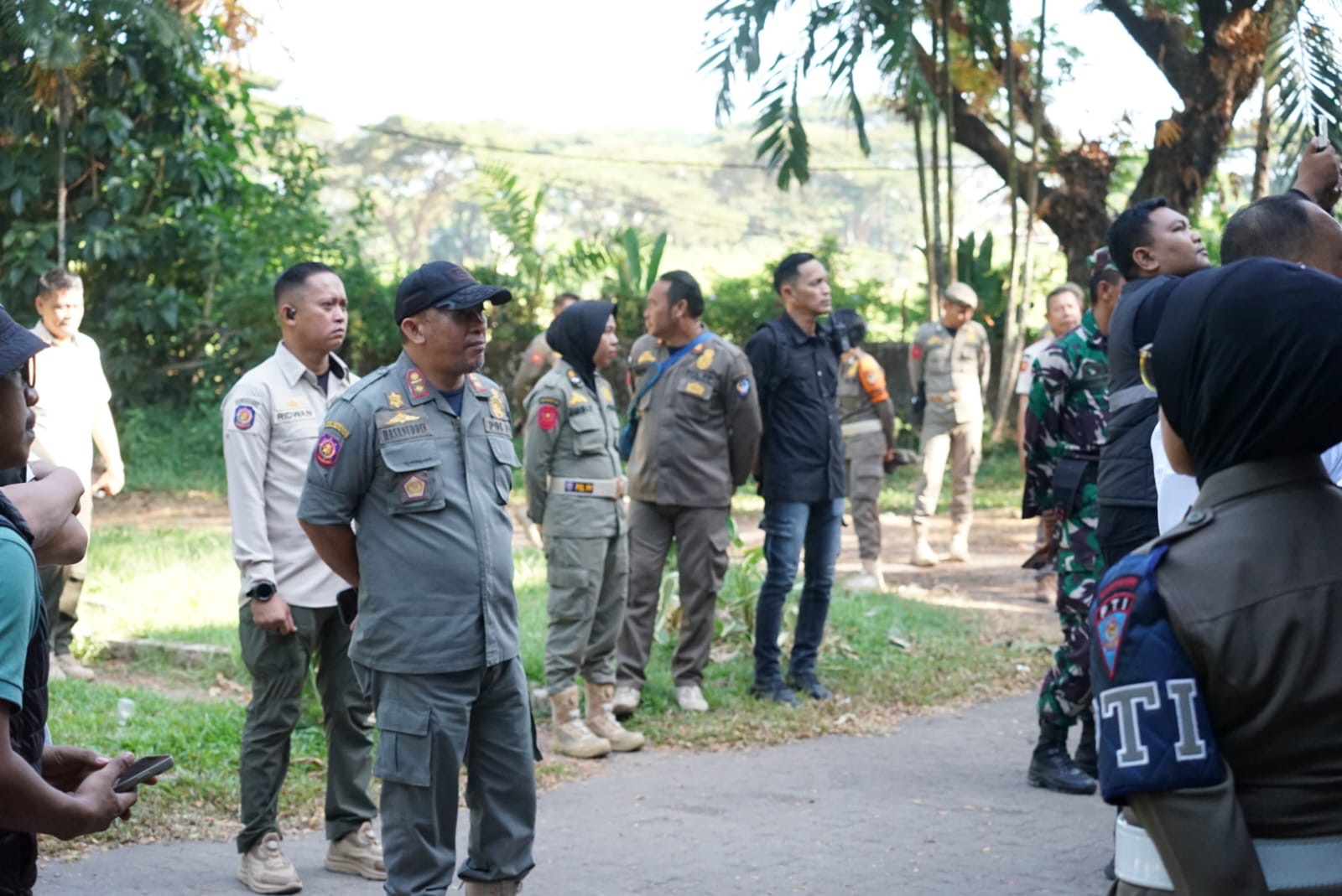 Satpol PP Kota-Provinsi Tertibkan Bangunan Ilegal di Eks Mattoanging