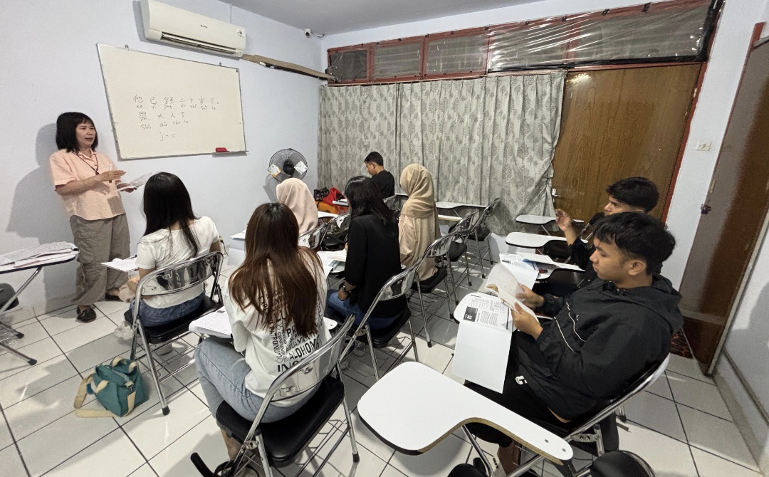 Belajar Mandarin demi Masa Depan, Cerita Pemula Kursus di FUXING Makassar