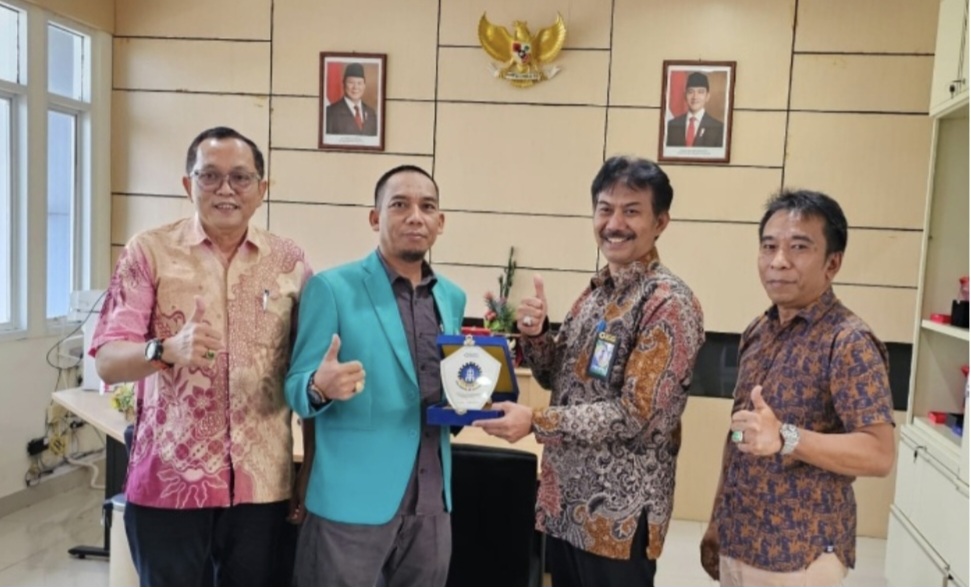 Kolaborasi UIT dan Politeknik ATI Makassar Dorong Transformasi Digital dan Green Economy