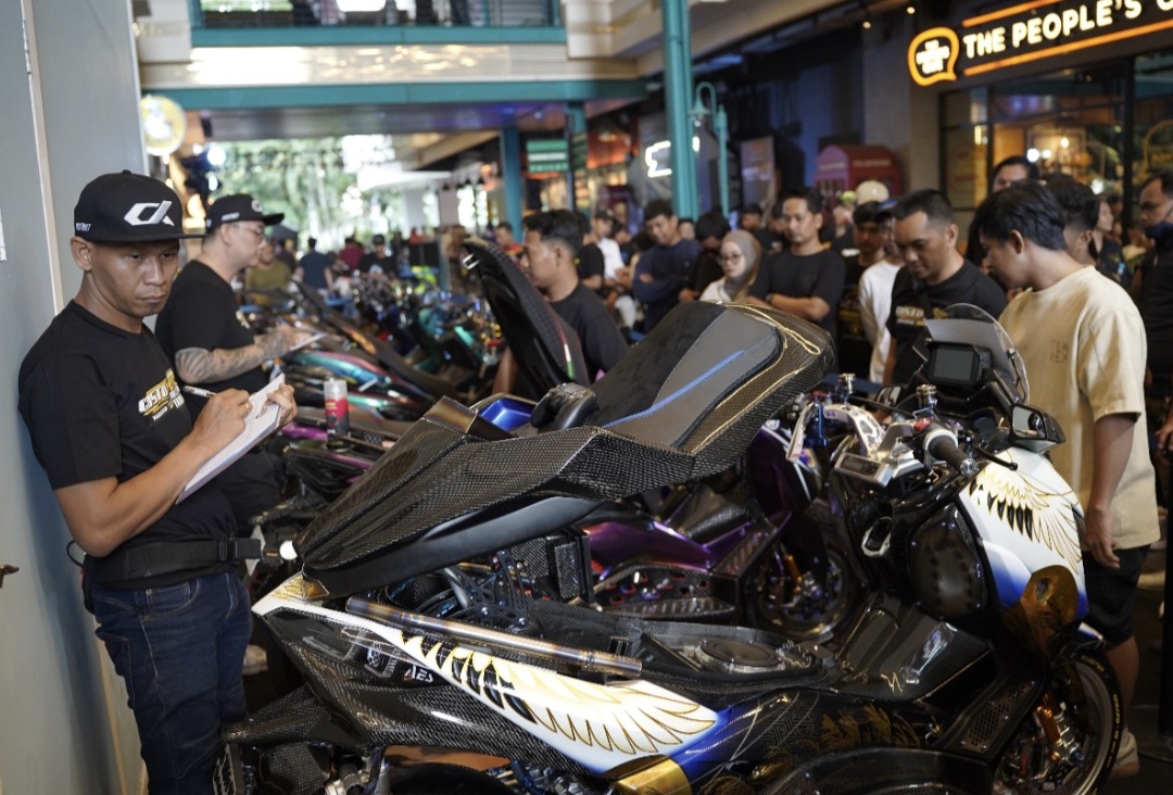 CustoMAXI 2025 di Makassar: 65 Peserta Unjuk Gigi Perebutkan Total Hadiah Rp100 Juta