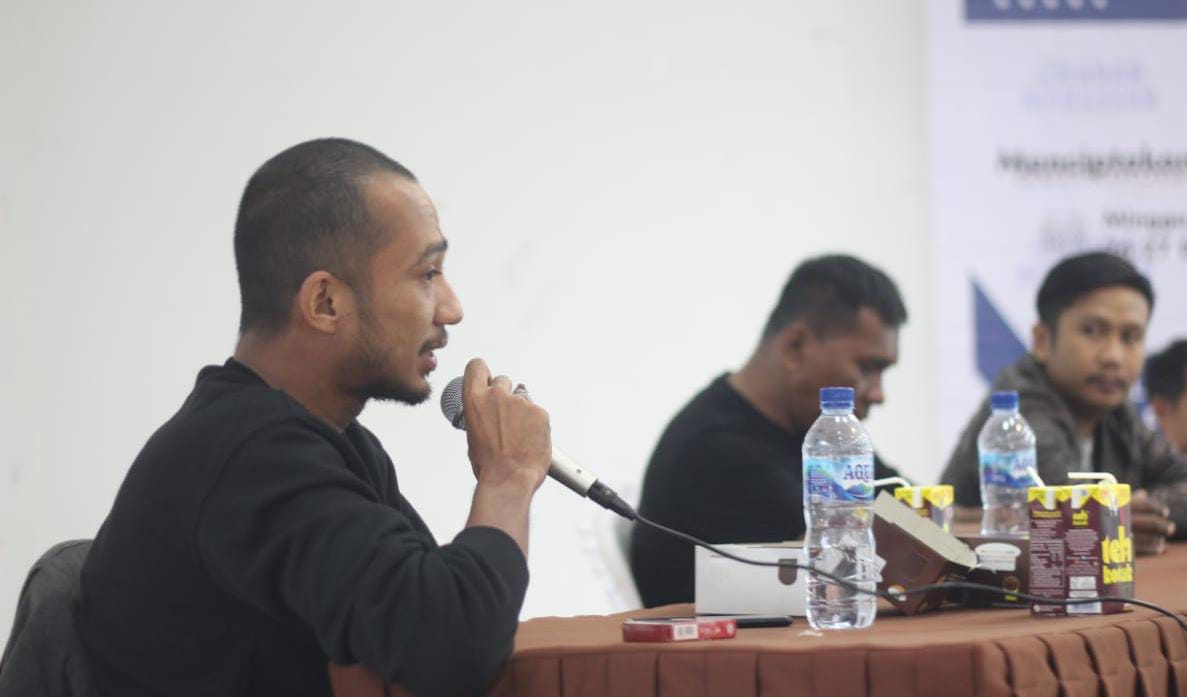 AI: “Mesin yang Menyebut Dirinya Jelmaan Dewa”