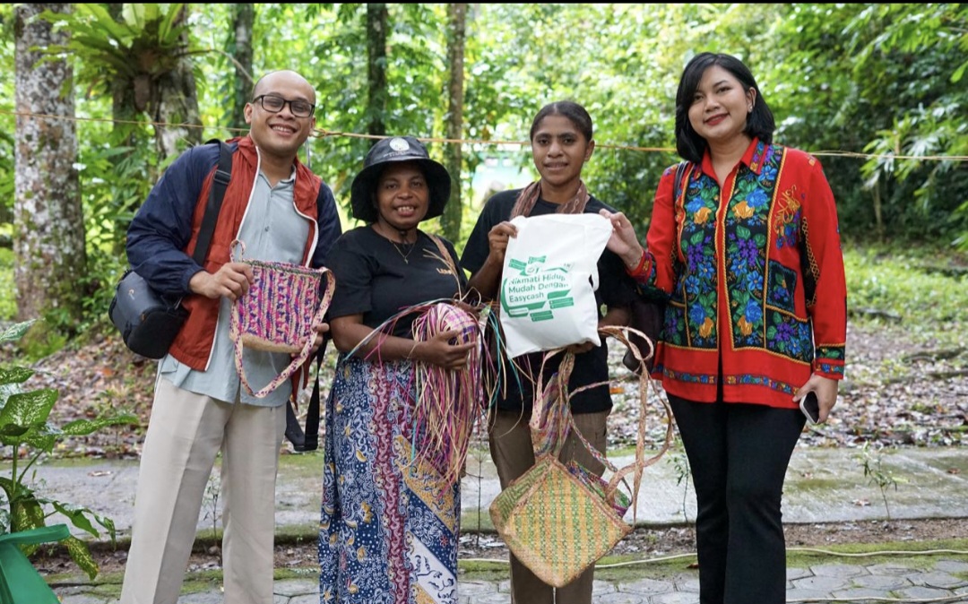 Perkuat Literasi dan Inklusi Keuangan di Indonesia Timur, Easycash Hadir di Fintech Lending Days 2025 Sorong