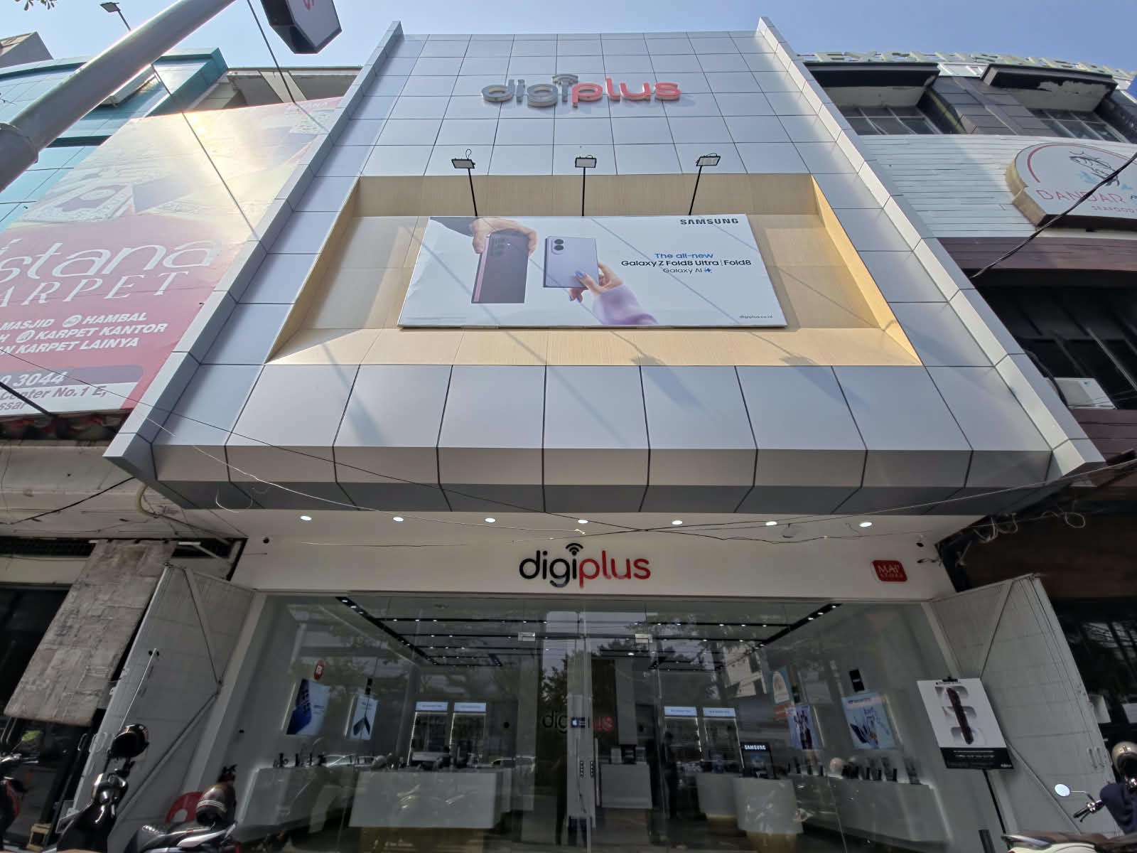 Digiplus Hadirkan Free Standing Store di Makassar, Permudah Pelanggan Belanja Gadget 