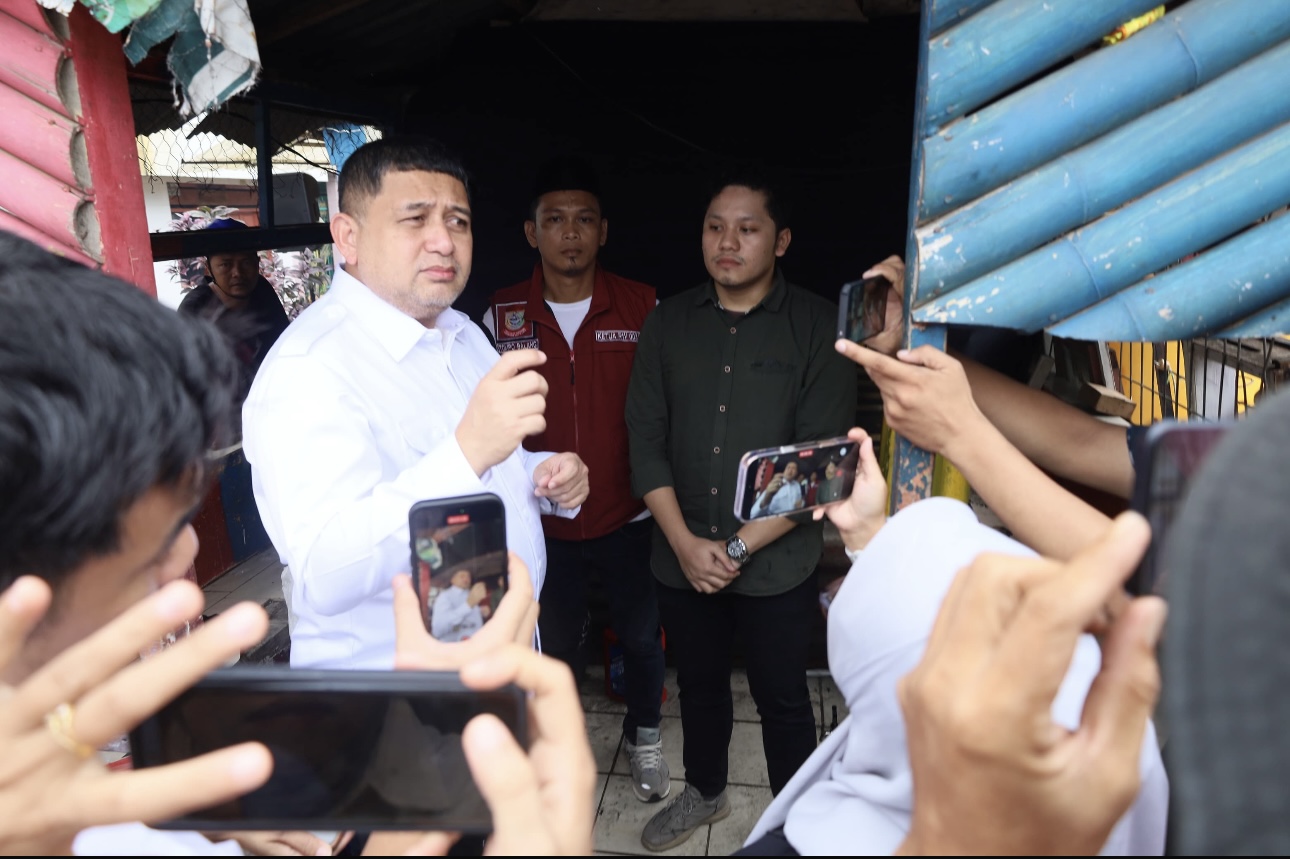 Appi Tinjau Inovasi Anak Muda Makassar Sulap Sampah Plastik Jadi BBM