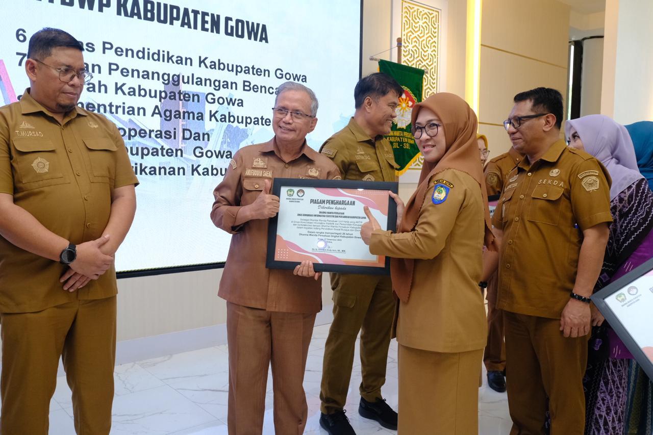 HUT DWP, 10 SKPD Pemkab Gowa Dapat Penghargaan