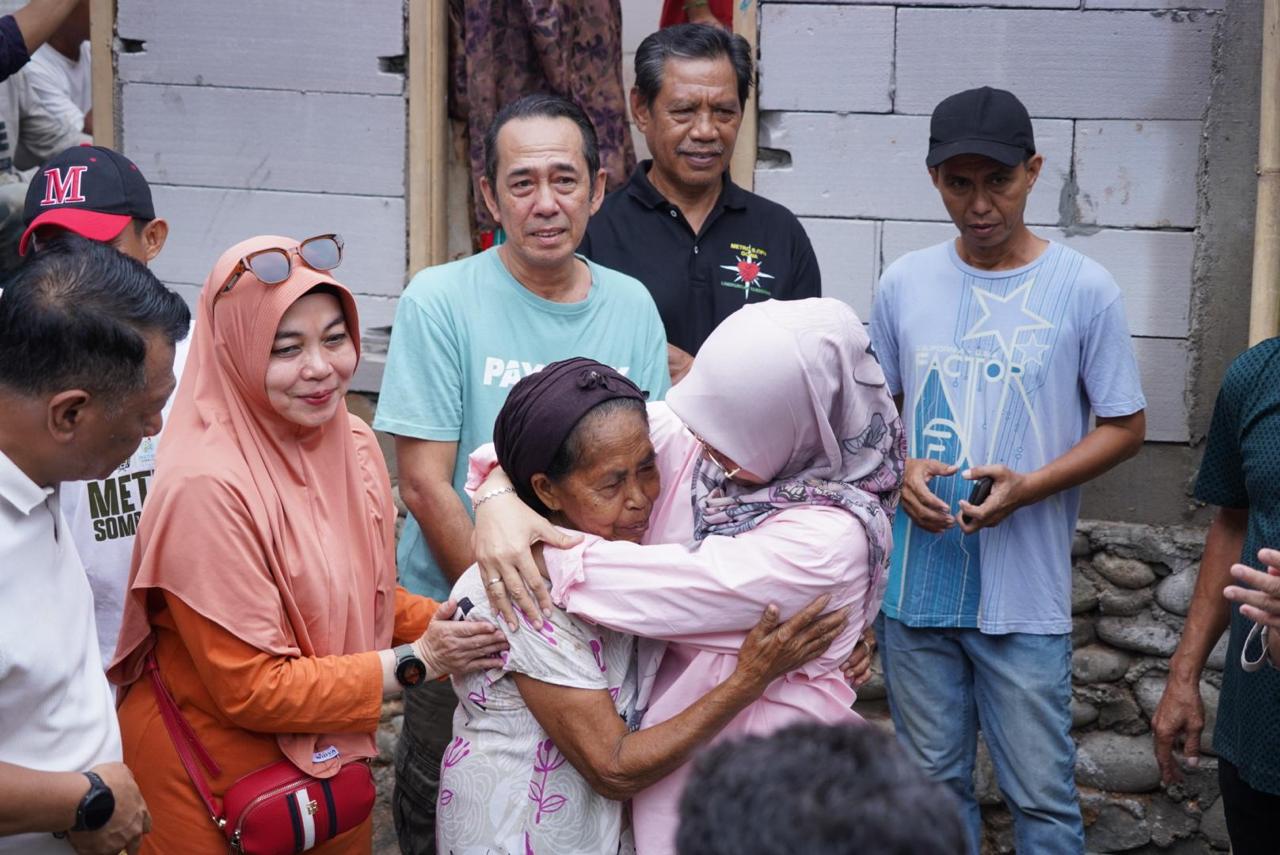 Misi Entaskan Kemiskinan, Bupati Husniah Kawal Bantuan Bedah Rumah Warga Miskin Ekstrem