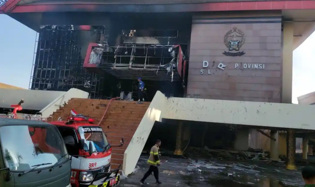 Batal Direnovasi, Gedung Utama  Kantor DPRD Sulsel Akan Diratakan