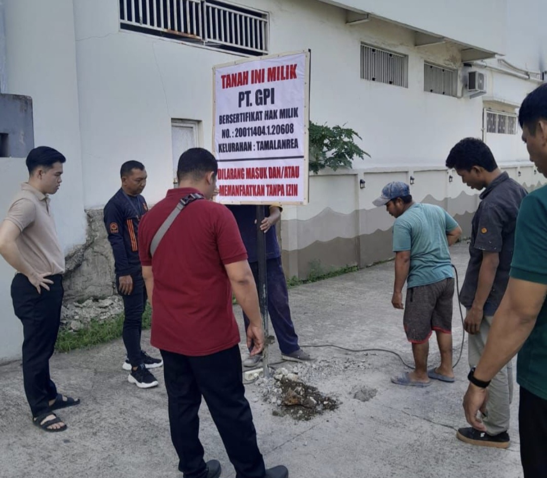 Diduga Langgar UU Jalan, Penutup Akses Warga di Wisma Nirmalasari Terancam Pidana