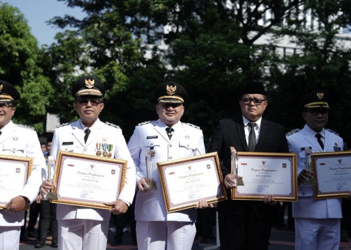 Peringatan Hari Otda 2026, Makassar Raih Penghargaan Nasional Kinerja Pemerintahan Terbaik